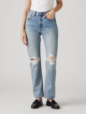 NWT Levi's 501 Original Fit Light Wash Denim Jeans Button Fly Women's 32x30